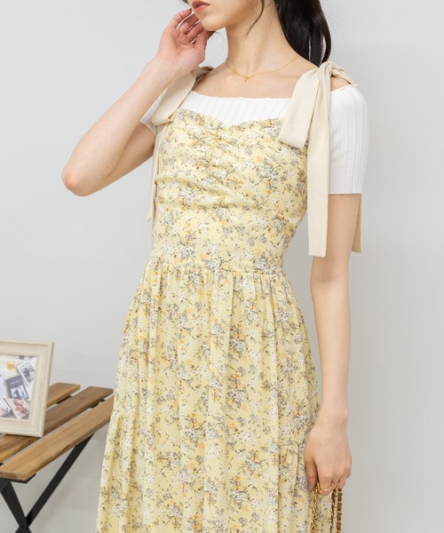 pumpkin port(パンプキンポート)の「小花柄 肩リボン ロングワンピース(ワンピース・レディース・ブラック/ベージュ/イエロー・M)」の22枚目の写真