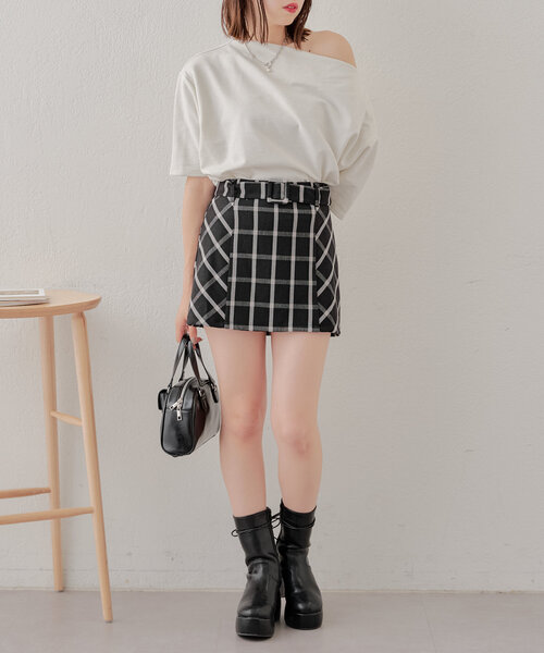 Chico(チコ)の「【ペチパン付】チェック台形ミニスカート(スカート・レディース・グレー系その他2/ベージュ系その他2/ブラック系その他2・FREE)」の11枚目の写真