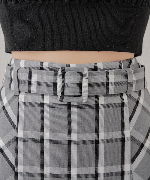 Chico(チコ)の「【ペチパン付】チェック台形ミニスカート(スカート・レディース・グレー系その他2/ベージュ系その他2/ブラック系その他2・FREE)」の16枚目の写真