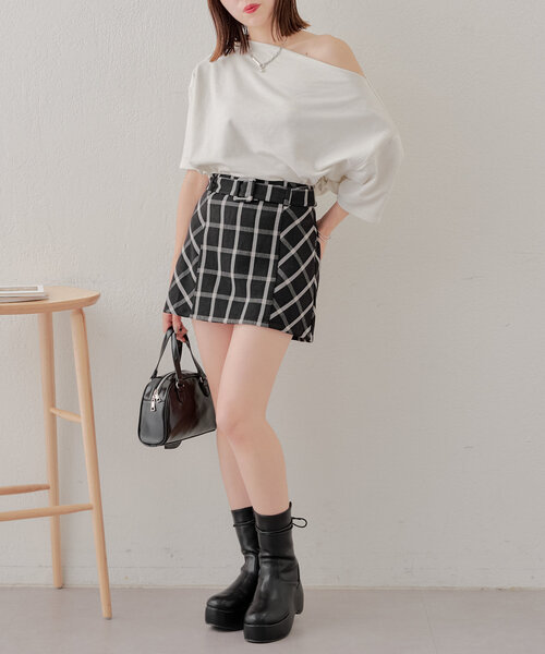 Chico(チコ)の「【ペチパン付】チェック台形ミニスカート(スカート・レディース・グレー系その他2/ベージュ系その他2/ブラック系その他2・FREE)」の22枚目の写真