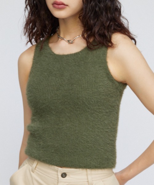 LAGUA GEM（ラグアジェム）の「SHAGGY CROPPED タンクトップ（タンクトップ・レディース・ホワイト/ブラック/カーキ・FREE）」の3枚目の写真