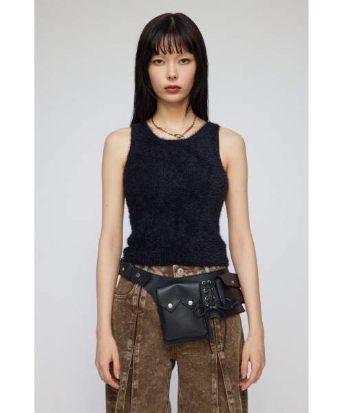 LAGUA GEM（ラグアジェム）の「SHAGGY CROPPED タンクトップ（タンクトップ・レディース・ホワイト/ブラック/カーキ・FREE）」の18枚目の写真