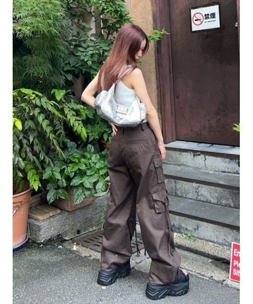 LAGUA GEM（ラグアジェム）の「SHAGGY CROPPED タンクトップ（タンクトップ・レディース・ホワイト/ブラック/カーキ・FREE）」の21枚目の写真