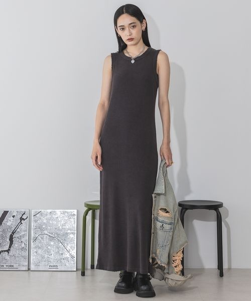 JEANASIS(ジーナシス)の「ブリーチカットリブNSワンピース/141054(ワンピース・レディース・ブラック/グレイッシュベージュ/ライトベージュ・FREE)」の2枚目の写真