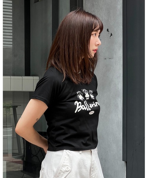 MAZZZZY(マジ―)の「MAZZZZY/ラグランクロップドT(Tシャツ/カットソー・レディース・ホワイト/ブラック・FREE)」の15枚目の写真