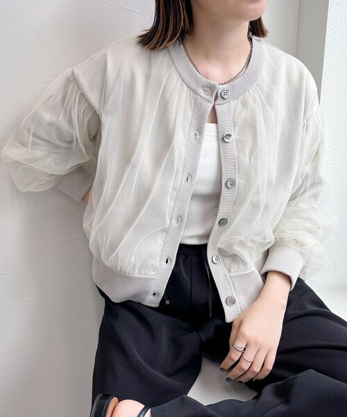 fredy emue（フレディエミュ）の「チュールレイヤードニットカーディガン（カーディガン/ボレロ・レディース・アイボリー/ベージュ/チャコールグレー・38）」の3枚目の写真