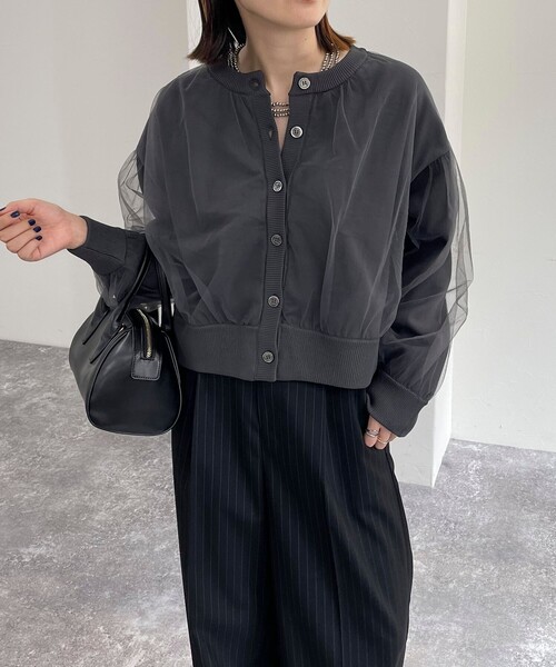 fredy emue（フレディエミュ）の「チュールレイヤードニットカーディガン（カーディガン/ボレロ・レディース・アイボリー/ベージュ/チャコールグレー・38）」の22枚目の写真