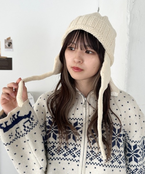 CLEA（クレア）の「耳当て付きリブニット帽（ニットキャップ/ビーニー・レディース・ブラウン/レッド/アイボリー/ブラック・FREE）」の6枚目の写真