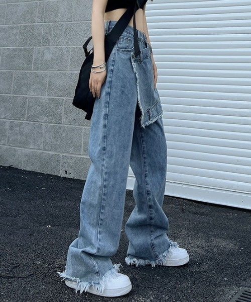 Vipoa(ヴィポア)の「wrap fringe denim pants(デニムパンツ・レディース・ブルー・MEDIUM/LARGE)」の4枚目の写真