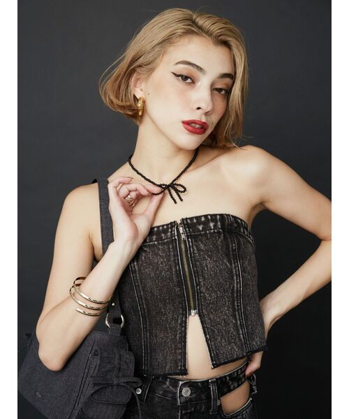 EVRIS（エヴリス）の「WIDE HOOP ピアス（ピアス（両耳用）・レディース・ゴールド/シルバー・FREE）」の5枚目の写真
