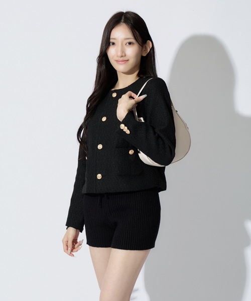 ALLuRing ChaRm（アリュリングチャーム）の「Gold Button Short Tweed Jacket / ゴールドボタンショート丈ツイードジャケット（ノーカラージャケット・レディース・ブラック/ブルー・FREE）」の2枚目の写真