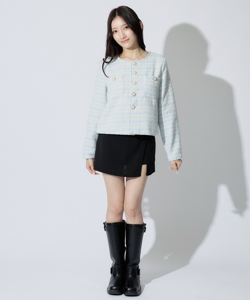 ALLuRing ChaRm（アリュリングチャーム）の「Gold Button Short Tweed Jacket / ゴールドボタンショート丈ツイードジャケット（ノーカラージャケット・レディース・ブラック/ブルー・FREE）」の12枚目の写真
