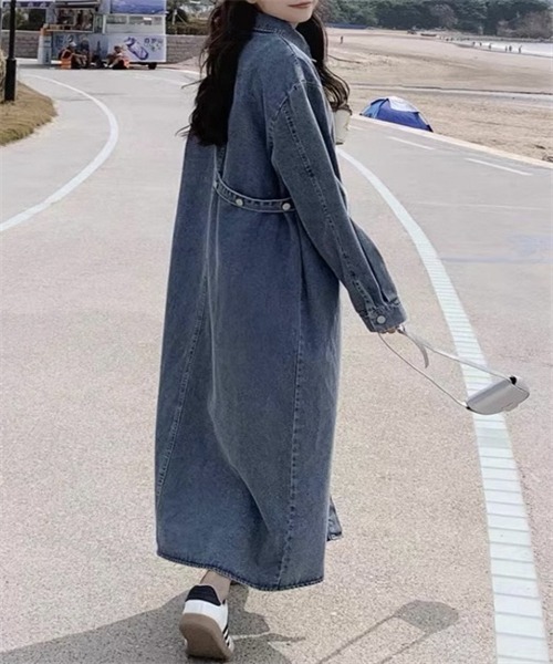 FREE STYLISTS（フリー スタイリスト）の「デニムロングシャツワンピース（シャツワンピース・レディース・ブルー・M/L/XL/2XL）」の17枚目の写真