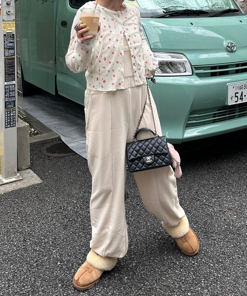 Alley Tokyo（アリートーキョー）の「いろんなボタンのいちごor花カーデ（カーディガン/ボレロ・レディース・オフホワイト/ホワイト系その他・FREE）」の5枚目の写真