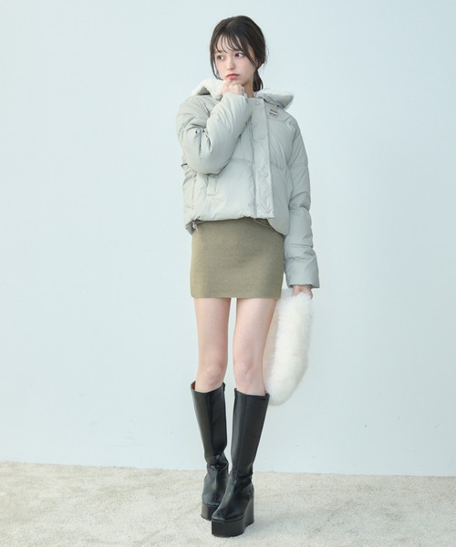 TITTY&CO.(ティティーアンドコー)の「ボア襟付きショートダウン(ダウンジャケット/コート・レディース・グレー/アイボリー・FREE)」の17枚目の写真