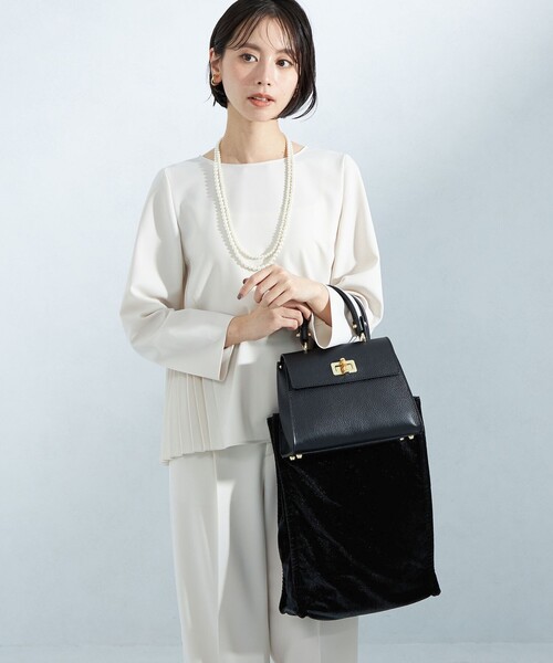 green label relaxing（グリーンレーベルリラクシング）の「スクエア サブバッグ（トートバッグ・レディース・ブラック/ネイビー/その他1・FREE）」の4枚目の写真