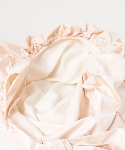 apres jour clair(アプレジュールクレア)の「【apres jour clair】シャーリングショルダバッグ【ZOZOTOWN限定アイテム】(ショルダーバッグ・レディース・ブラウン系その他/アイボリー・フリ-)」の4枚目の写真