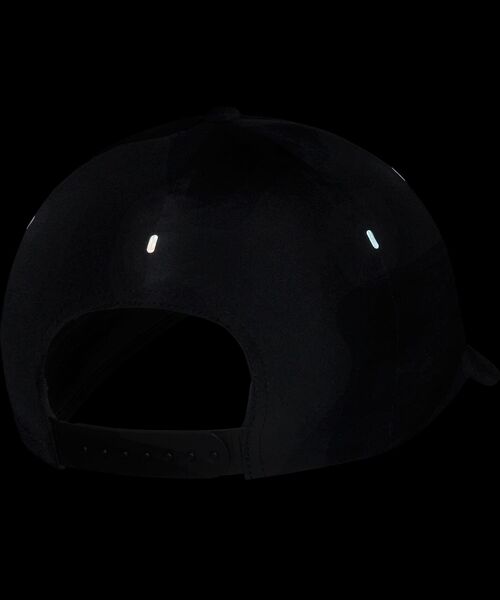 NIKE(ナイキ)の「ナイキ Storm-FIT ADV クラブ ストラクチャード エアロビル キャップ / Nike Storm-FIT ADV Club Structured AeroBill Cap FJ6205-010 Black(キャップ・メンズ・ブラック・S/M/M/L/L/XL)」の5枚目の写真