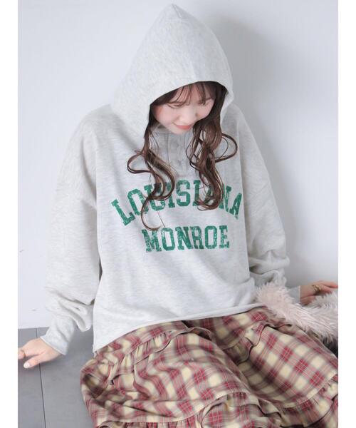 ehka sopo（エヘカソポ）の「ショート丈ロゴプリントパーカー（Tシャツ/カットソー・レディース・グレー/キナリ/ブルー/レッド・F）」の5枚目の写真