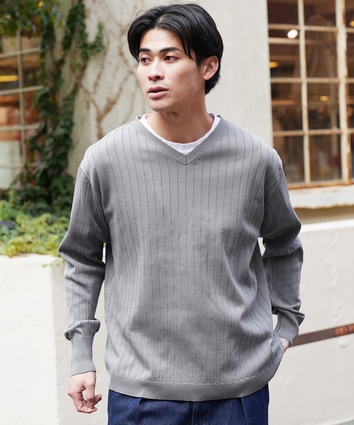 jiggys shop(ジギーズショップ)の「ワイドリブVネックニットセーター(ニット/セーター・メンズ・ホワイト/ネイビー/グレー/ブラック・LARGE/MEDIUM/X-LARGE)」の4枚目の写真