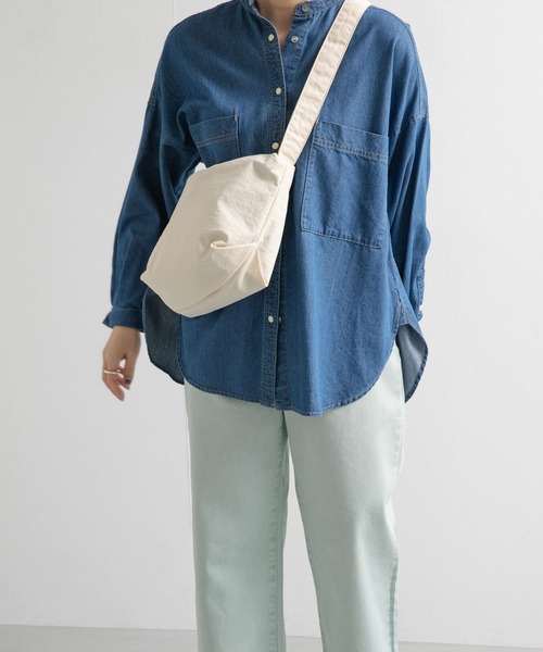 URBAN RESEARCH DOORS(アーバンリサーチドアーズ)の「ウォッシャブルミニショルダーバッグ(ショルダーバッグ・レディース・ブラック/アイボリー・ONE)」の15枚目の写真