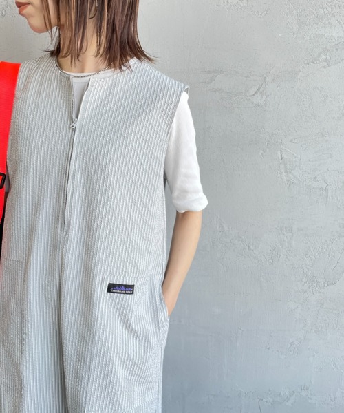 THOUSAND MILE（サウザンドマイル）の「[THOUSAND MILE/サウザンド マイル] 別注 ストライプ柄 シアサッカーハーフジップノースリーブワンピース（ワンピース・レディース・グレー系その他・F）」の10枚目の写真