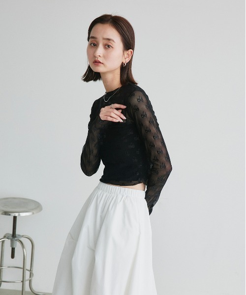 ad thie(アドティエ)の「リボン シアートップス(Tシャツ/カットソー・レディース・オフホワイト/ブラック・FREE)」の13枚目の写真