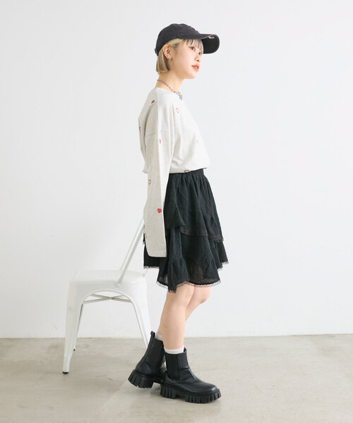 w closet（ダブルクローゼット）の「レースアシメスカパン（スカート・レディース・オフホワイト/ブラック・FREE）」の4枚目の写真