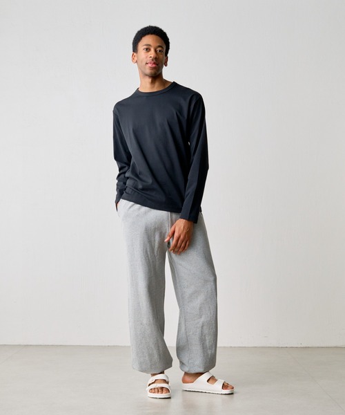 COLONY 2139(コロニートゥーワンスリーナイン)の「コットンスムースロングスリーブTシャツ(Tシャツ/カットソー・メンズ・ホワイト/ブラック/チャコールグレー・SMALL/MEDIUM/LARGE)」の10枚目の写真