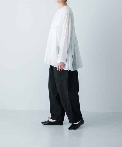 かぐれ(カグレ)の「コットンボイルアンガルカシャツ(シャツ/ブラウス・レディース・オフホワイト/チャコールグレー・FREE)」の14枚目の写真