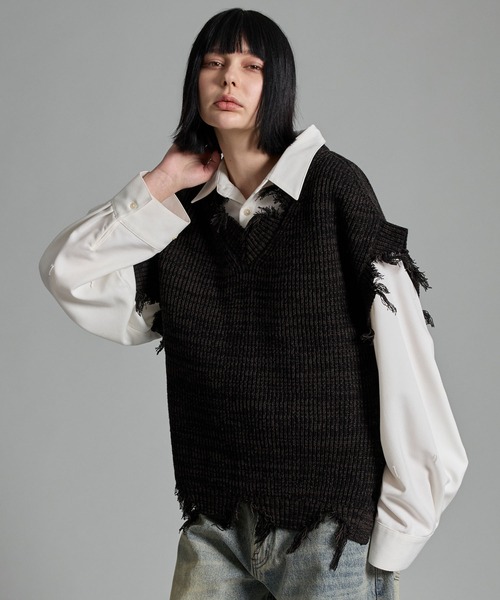 VELNUS（ベルナス）の「【VELNUS】Loose silhouette melange V-neck damaged knit vest/ルーズシルエットメランジＶネックダメージニットベスト（ベスト・メンズ・ライトグレー/ブラック/チャコールグレー・L/M/S）」の7枚目の写真