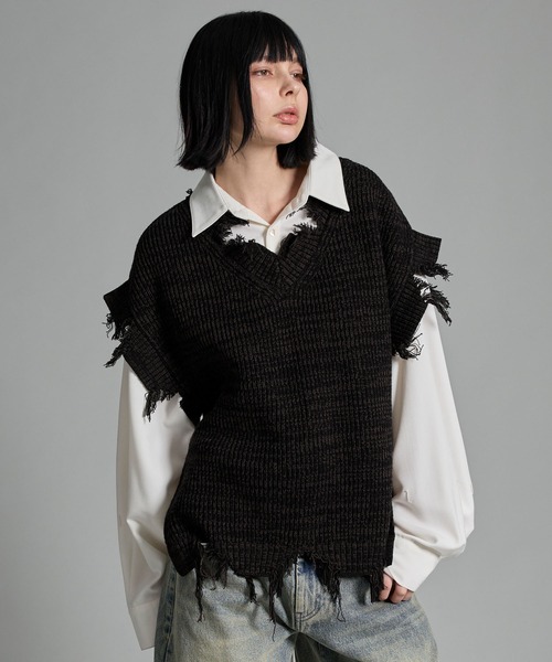 VELNUS（ベルナス）の「【VELNUS】Loose silhouette melange V-neck damaged knit vest/ルーズシルエットメランジＶネックダメージニットベスト（ベスト・メンズ・ライトグレー/ブラック/チャコールグレー・L/M/S）」の10枚目の写真