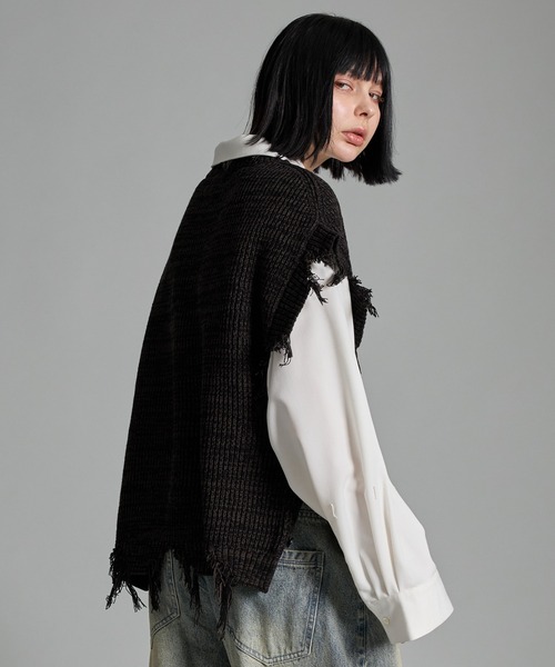 VELNUS（ベルナス）の「【VELNUS】Loose silhouette melange V-neck damaged knit vest/ルーズシルエットメランジＶネックダメージニットベスト（ベスト・メンズ・ライトグレー/ブラック/チャコールグレー・L/M/S）」の12枚目の写真