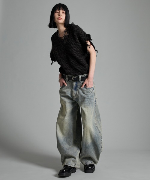 VELNUS（ベルナス）の「【VELNUS】Loose silhouette melange V-neck damaged knit vest/ルーズシルエットメランジＶネックダメージニットベスト（ベスト・メンズ・ライトグレー/ブラック/チャコールグレー・L/M/S）」の21枚目の写真
