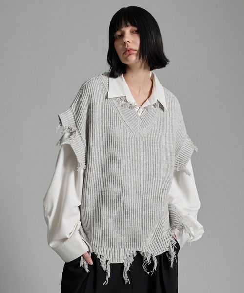 VELNUS（ベルナス）の「【VELNUS】Loose silhouette melange V-neck damaged knit vest/ルーズシルエットメランジＶネックダメージニットベスト（ベスト・メンズ・ライトグレー/ブラック/チャコールグレー・L/M/S）」の22枚目の写真