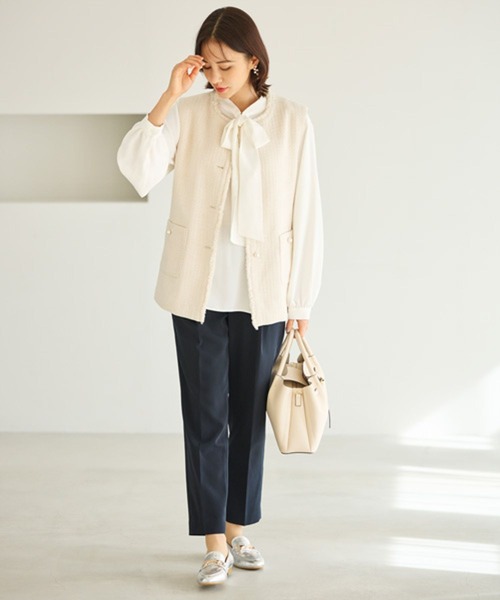 Elura（エルーラ）の「＜2025ceremony＞ベルトリュクスショルダーバッグ　288154（ハンドバッグ・レディース・ブラック/ベージュ/アイボリー・ONE SIZE）」の7枚目の写真