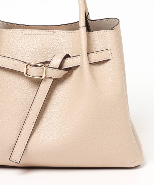 Elura（エルーラ）の「＜2025ceremony＞ベルトリュクスショルダーバッグ　288154（ハンドバッグ・レディース・ブラック/ベージュ/アイボリー・ONE SIZE）」の17枚目の写真