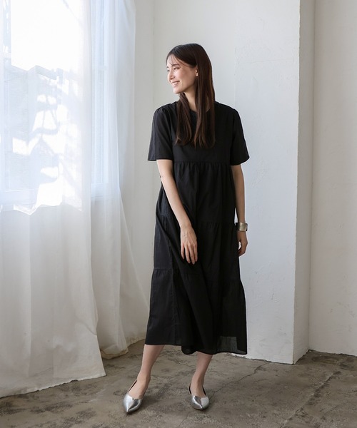 セール】ギャザーたっぷり Vネックティアードマキシワンピ セール】ギャザーたっぷり Vネックティアードマキシワンピ