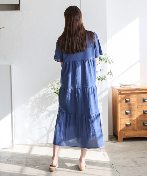 No Rule No Line（ノール－ルノーライン）の「ギャザーたっぷり Vネックティアードマキシワンピ（ワンピース・レディース・ブルー/アイボリー/ブラック/ベージュ系・FREE）」の12枚目の写真