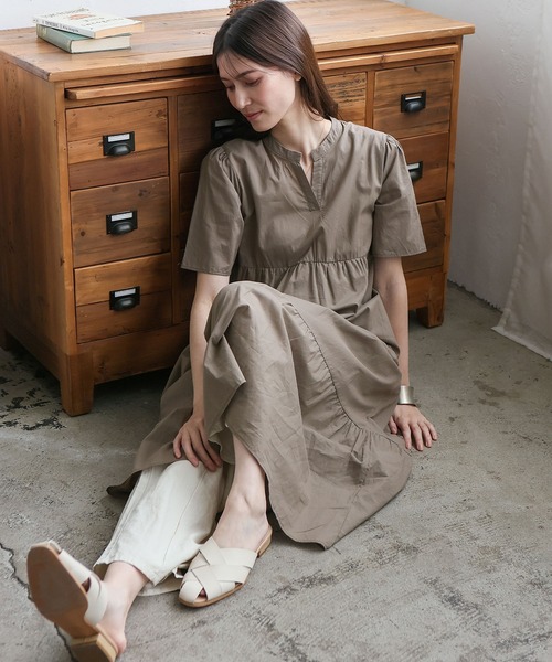 No Rule No Line（ノール－ルノーライン）の「ギャザーたっぷり Vネックティアードマキシワンピ（ワンピース・レディース・ブルー/アイボリー/ブラック/ベージュ系・FREE）」の13枚目の写真