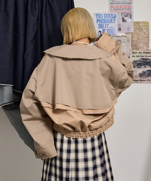 etsinta（エシンタ）の「【etsinta】リメイクショートトレンチコート（トレンチコート・レディース・ベージュ・ONE SIZE）」の8枚目の写真