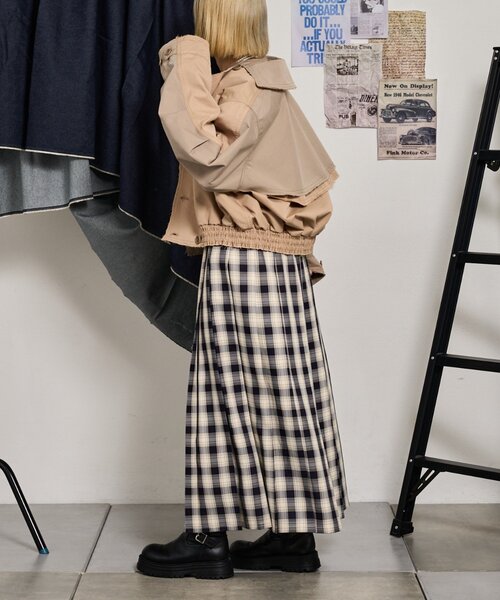 etsinta（エシンタ）の「【etsinta】リメイクショートトレンチコート（トレンチコート・レディース・ベージュ・ONE SIZE）」の12枚目の写真