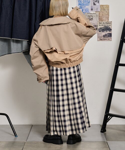 etsinta（エシンタ）の「【etsinta】リメイクショートトレンチコート（トレンチコート・レディース・ベージュ・ONE SIZE）」の13枚目の写真