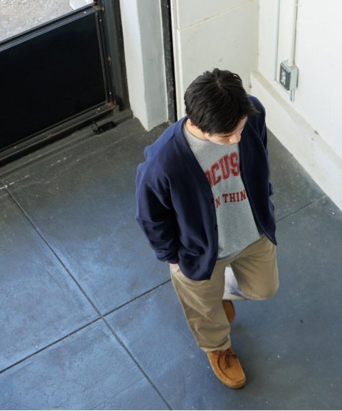 GLAZOS（グラソス）の「【大人向けサイズあり】【速乾・毛玉になりにくい】裏毛・シンプルカーディガン（カーディガン/ボレロ・キッズ・ネイビー/グレー・S/LL/L/M）」の4枚目の写真