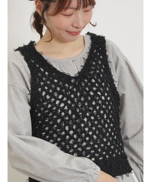 Samansa Mos2（サマンサ モスモス）の「透かし柄ニットビスチェ（ベスト・レディース・ブラック/ベージュ/キナリ・F）」の16枚目の写真