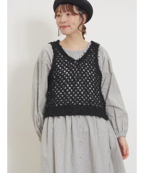 Samansa Mos2（サマンサ モスモス）の「透かし柄ニットビスチェ（ベスト・レディース・ブラック/ベージュ/キナリ・F）」の17枚目の写真