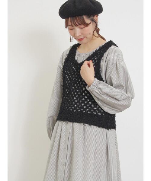 Samansa Mos2（サマンサ モスモス）の「透かし柄ニットビスチェ（ベスト・レディース・ブラック/ベージュ/キナリ・F）」の18枚目の写真