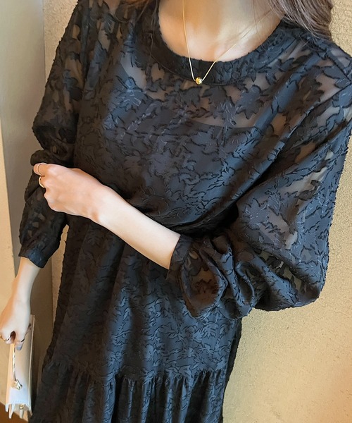 Futier land（フューティアランド）の「【オケージョン対応】ジャガードフラワーロングワンピース（ワンピース・レディース・ブラック/アイボリー・LARGE/MEDIUM）」の6枚目の写真