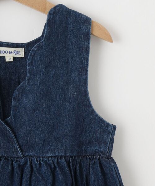 SHOO・LA・RUE（シューラルー）の「【洗える/100-150cm】スカラップ使いがキュートな デニムジャンドレ（ワンピース・キッズ・サックスブルー/ブルー系その他・11/10/12/15 /13/14）」の9枚目の写真