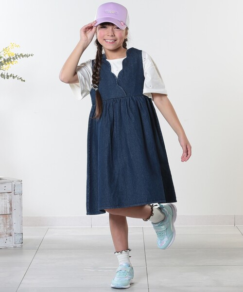SHOO・LA・RUE（シューラルー）の「【洗える/100-150cm】スカラップ使いがキュートな デニムジャンドレ（ワンピース・キッズ・サックスブルー/ブルー系その他・11/10/12/15 /13/14）」の13枚目の写真